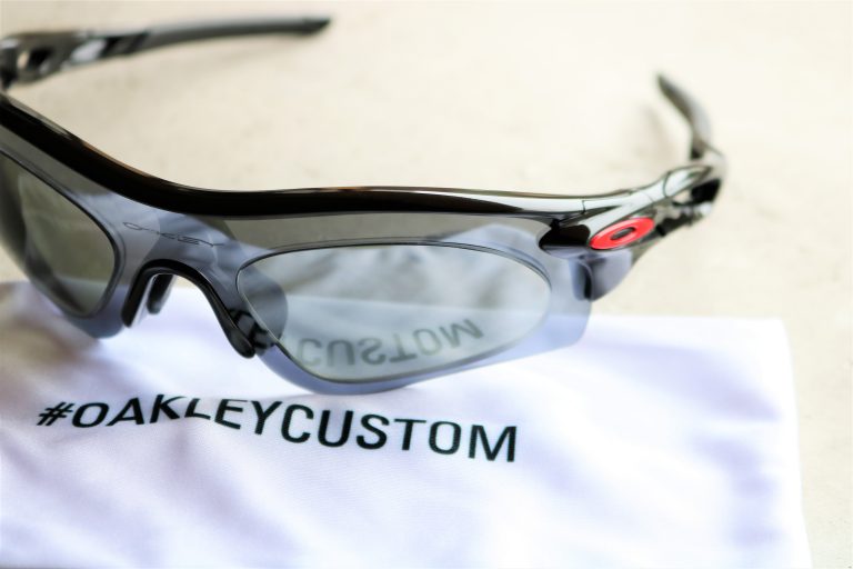 OAKLEY RADARLOCK CUSTOM EYEWEAR RX SHIELD 雑光が消えるレンズ