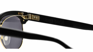 No.139 0010 Black Gold Smoke
